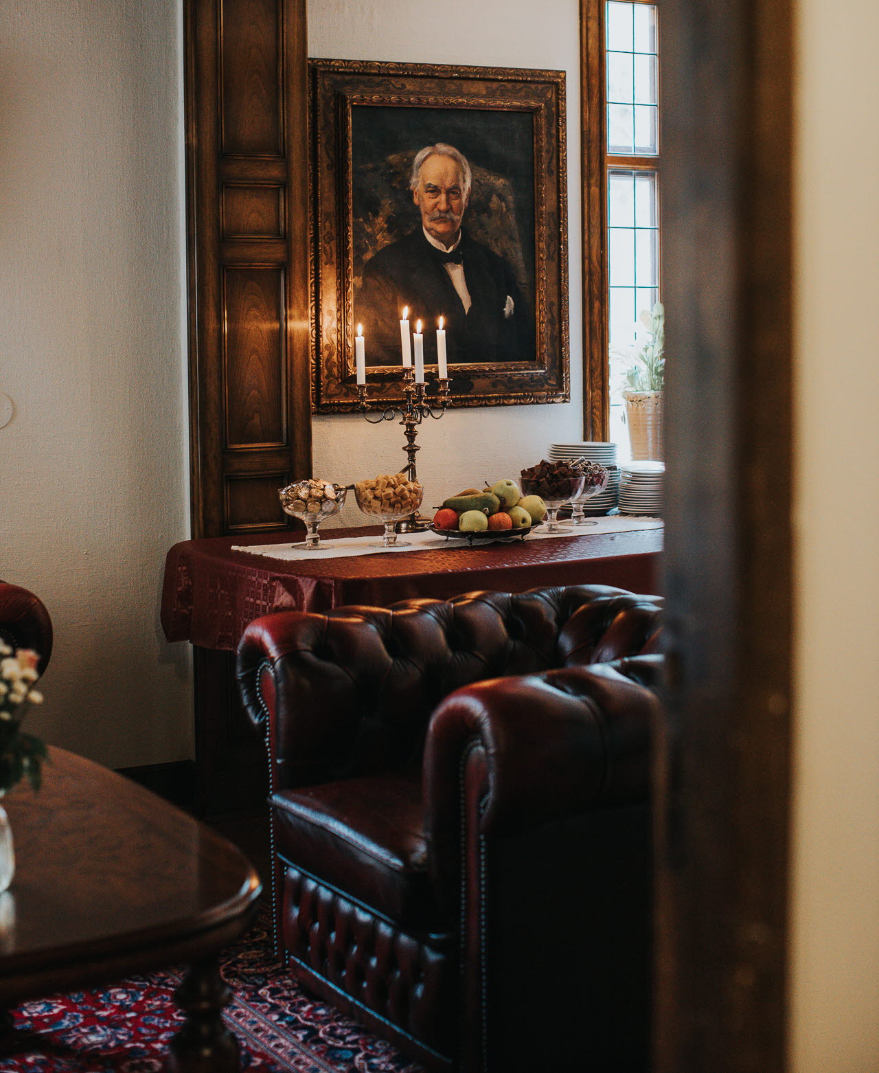 The library at Munkedals Herrgård