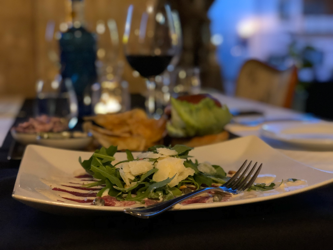 Grand Hotel Lysekil, carpaccio on a plate. 