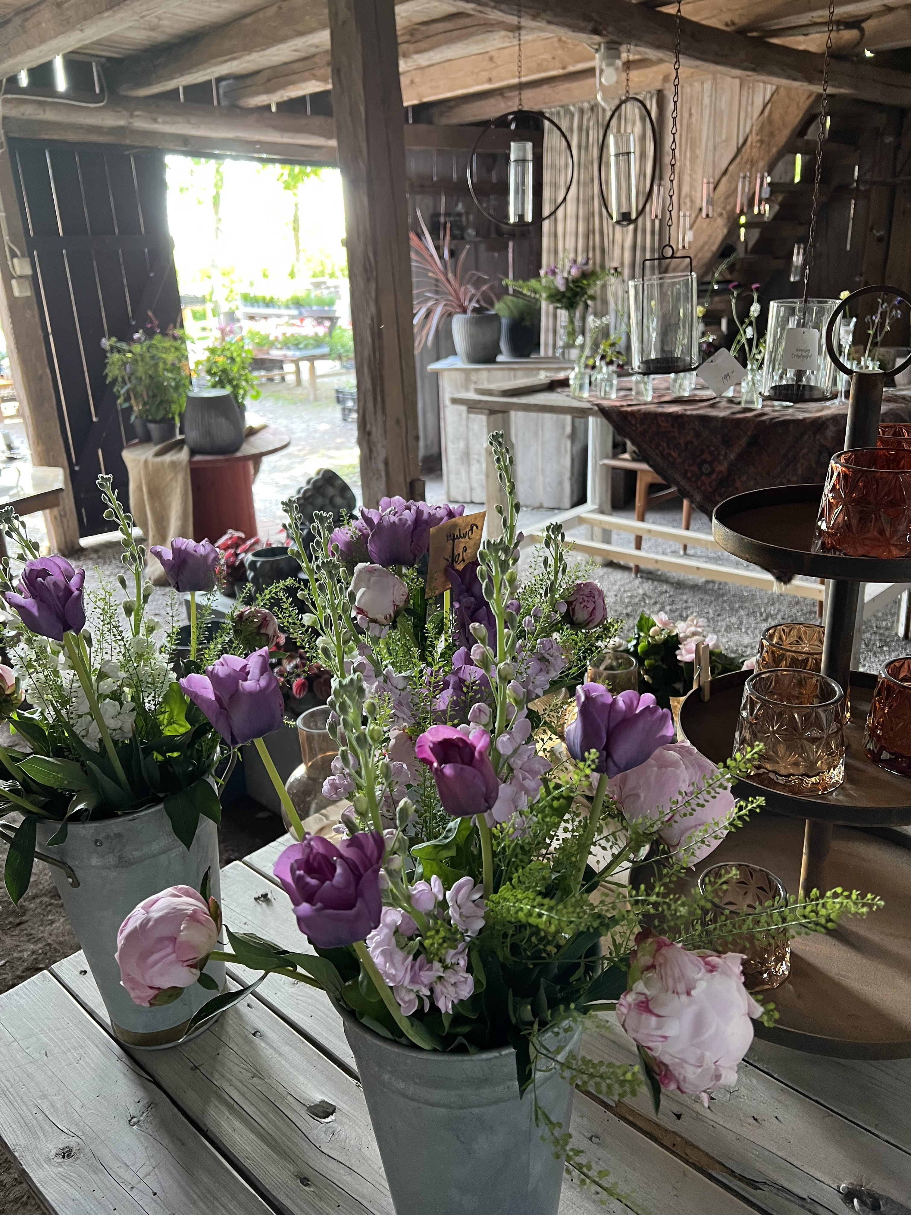 The country trade / farm shop at Sinnlig Trädgård