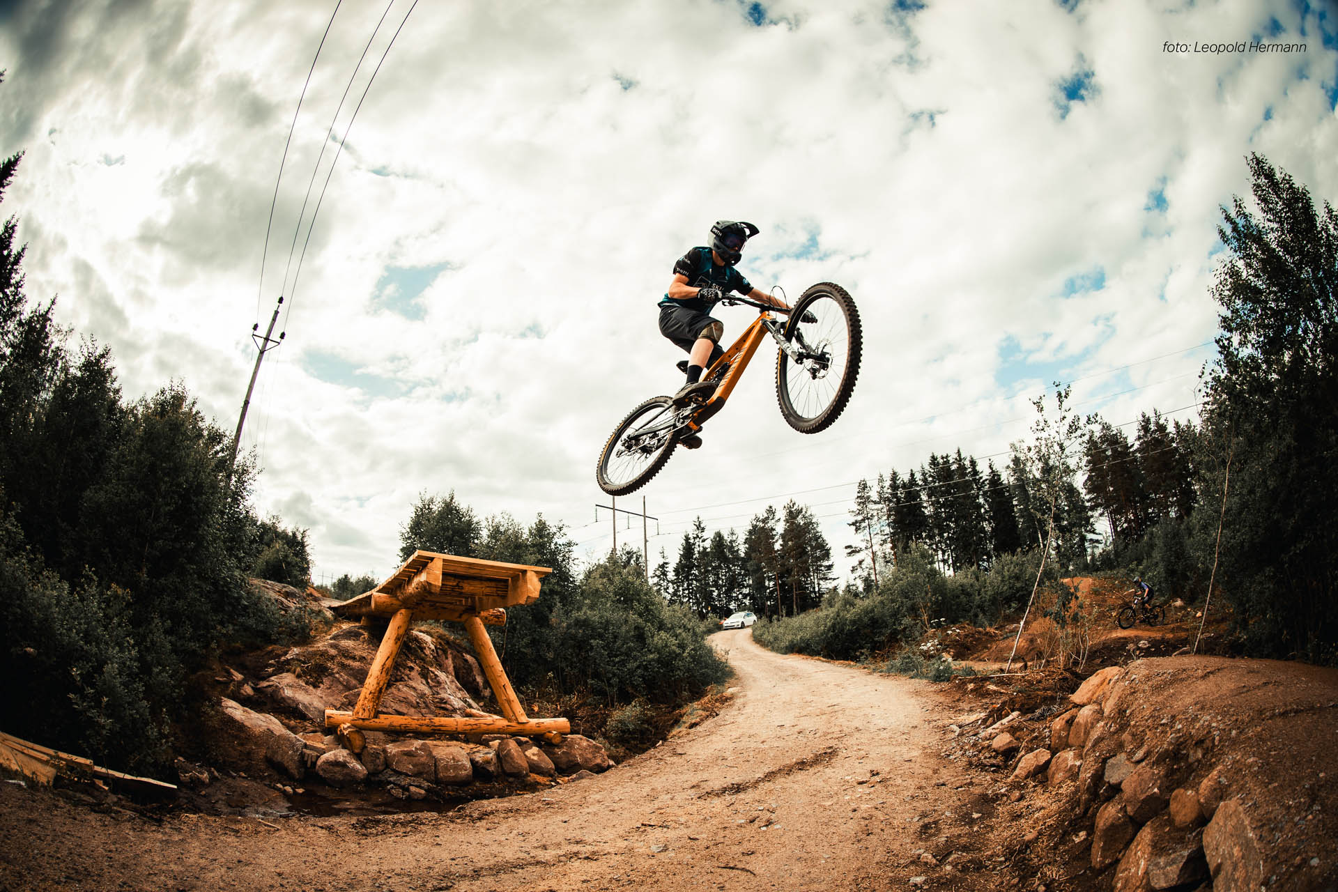 Active children takes a break on Billingen