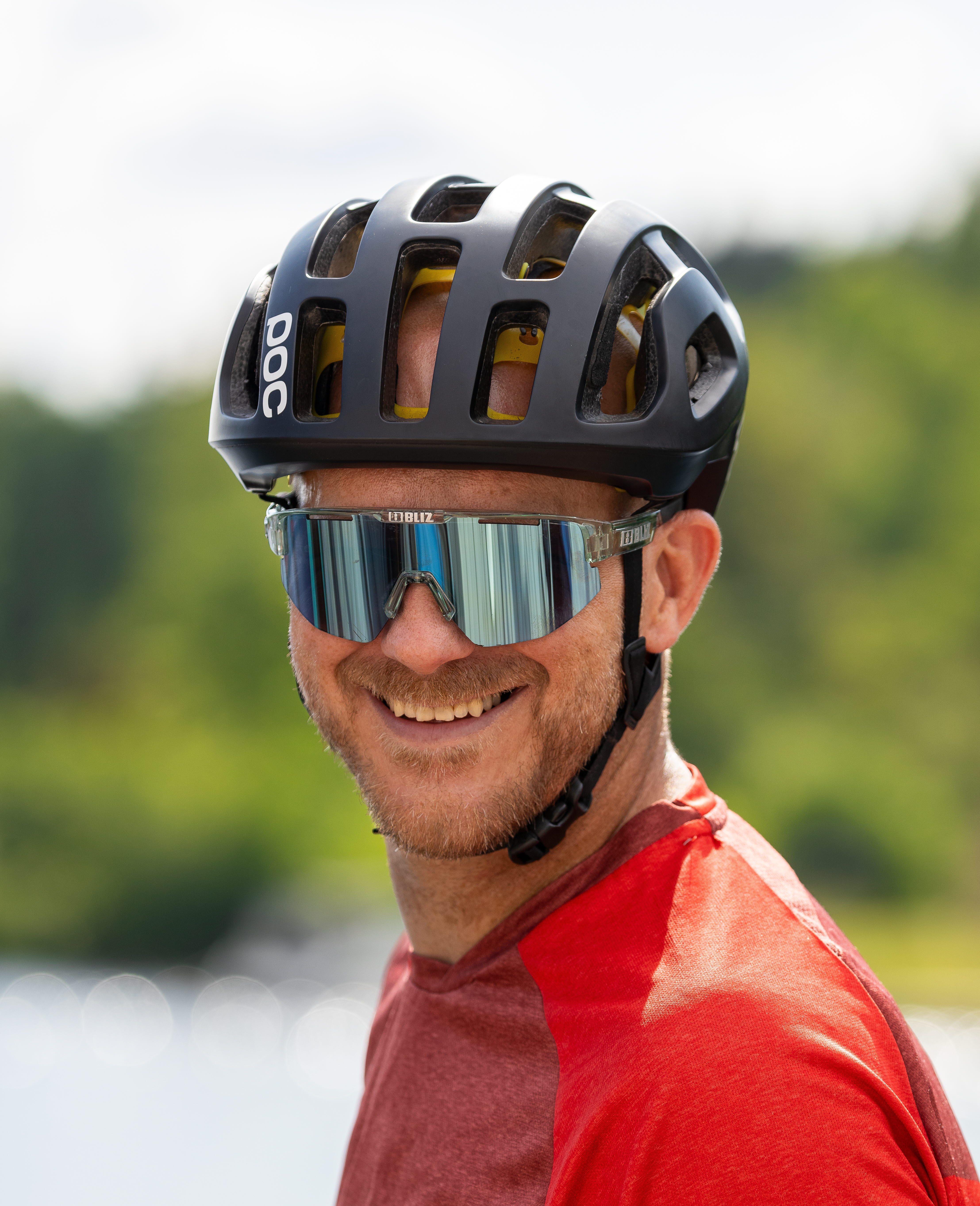 Cyclist with helmet.