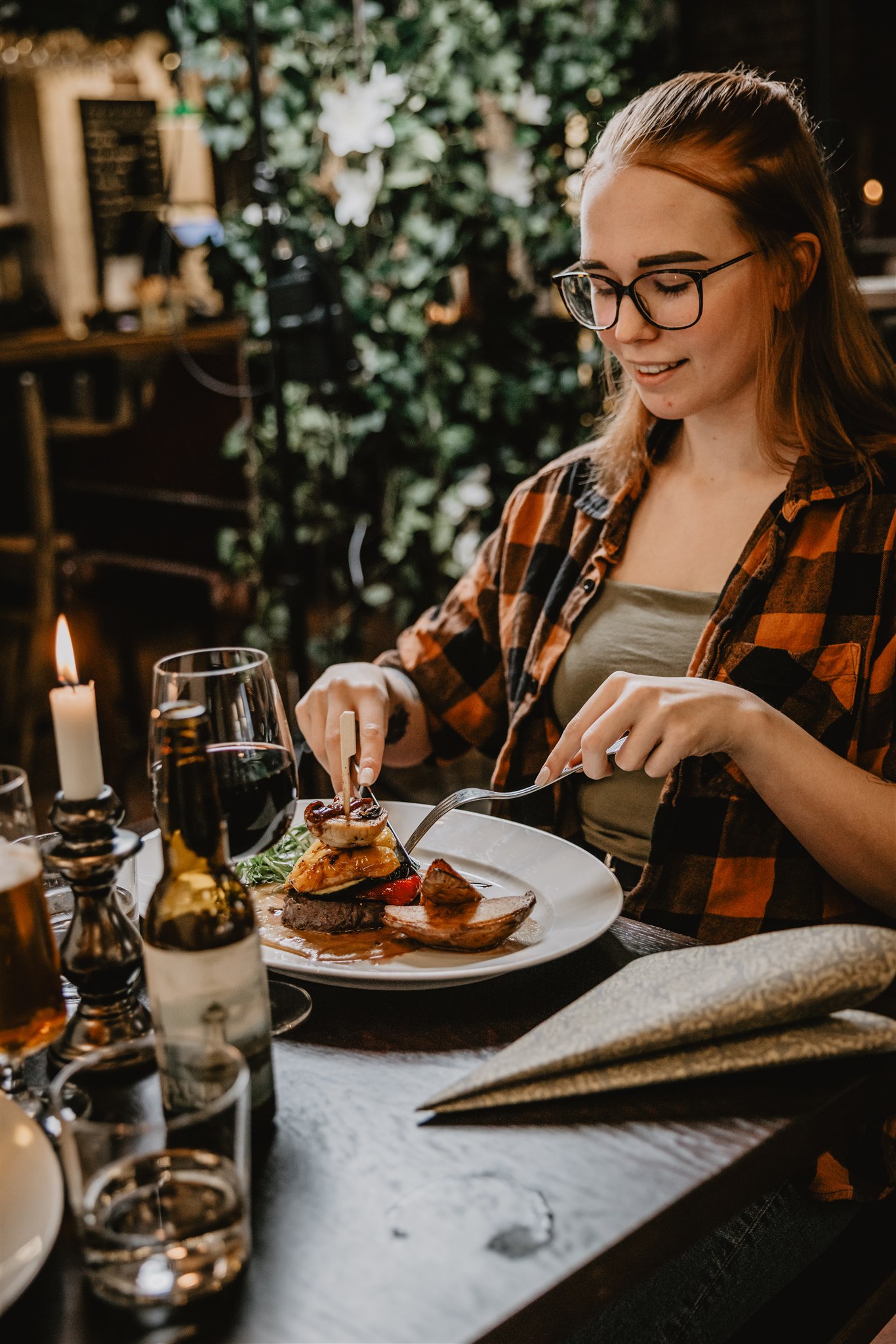 People in a restaurant environment.
