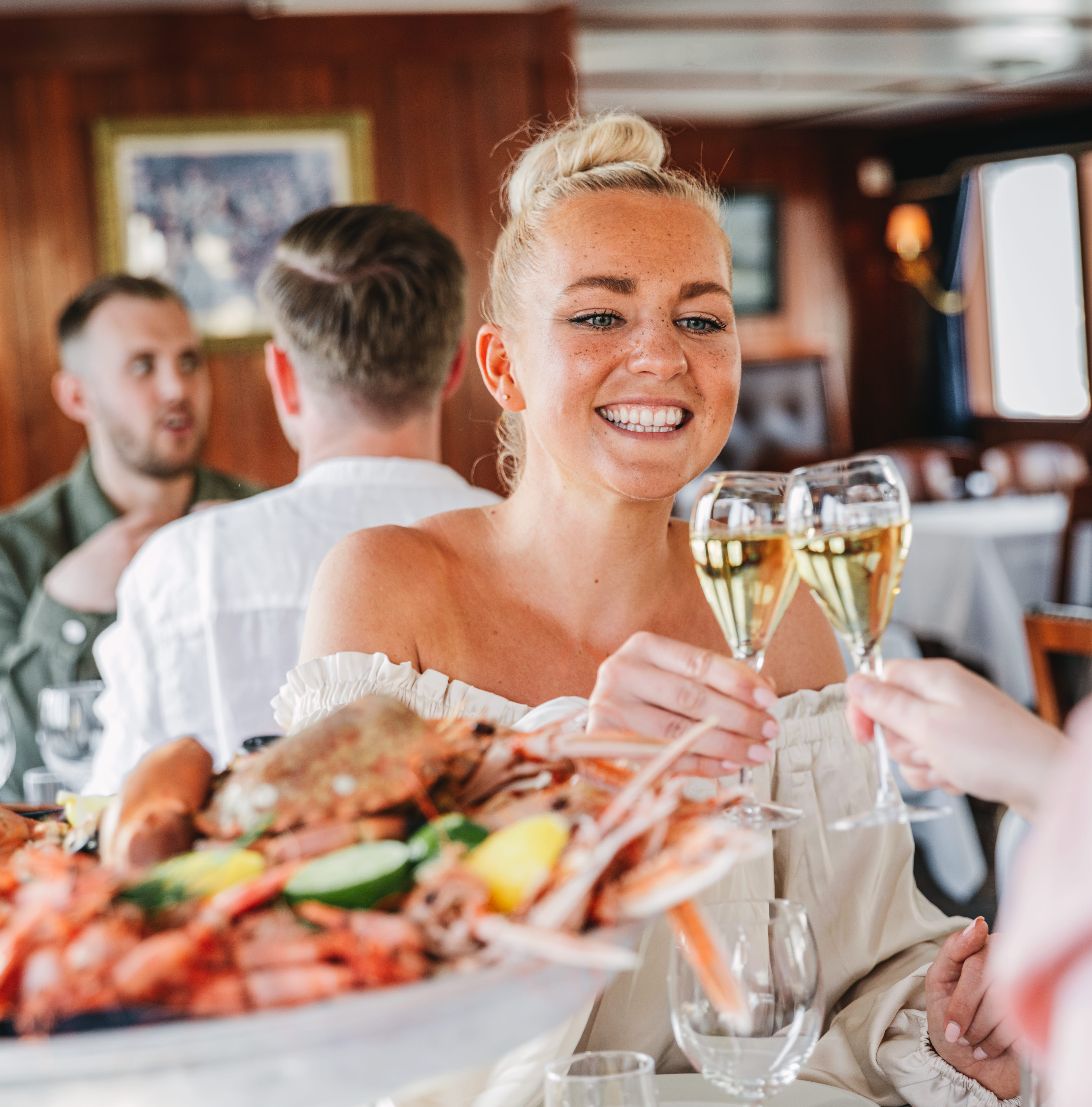 seafood cruise in the archipelago