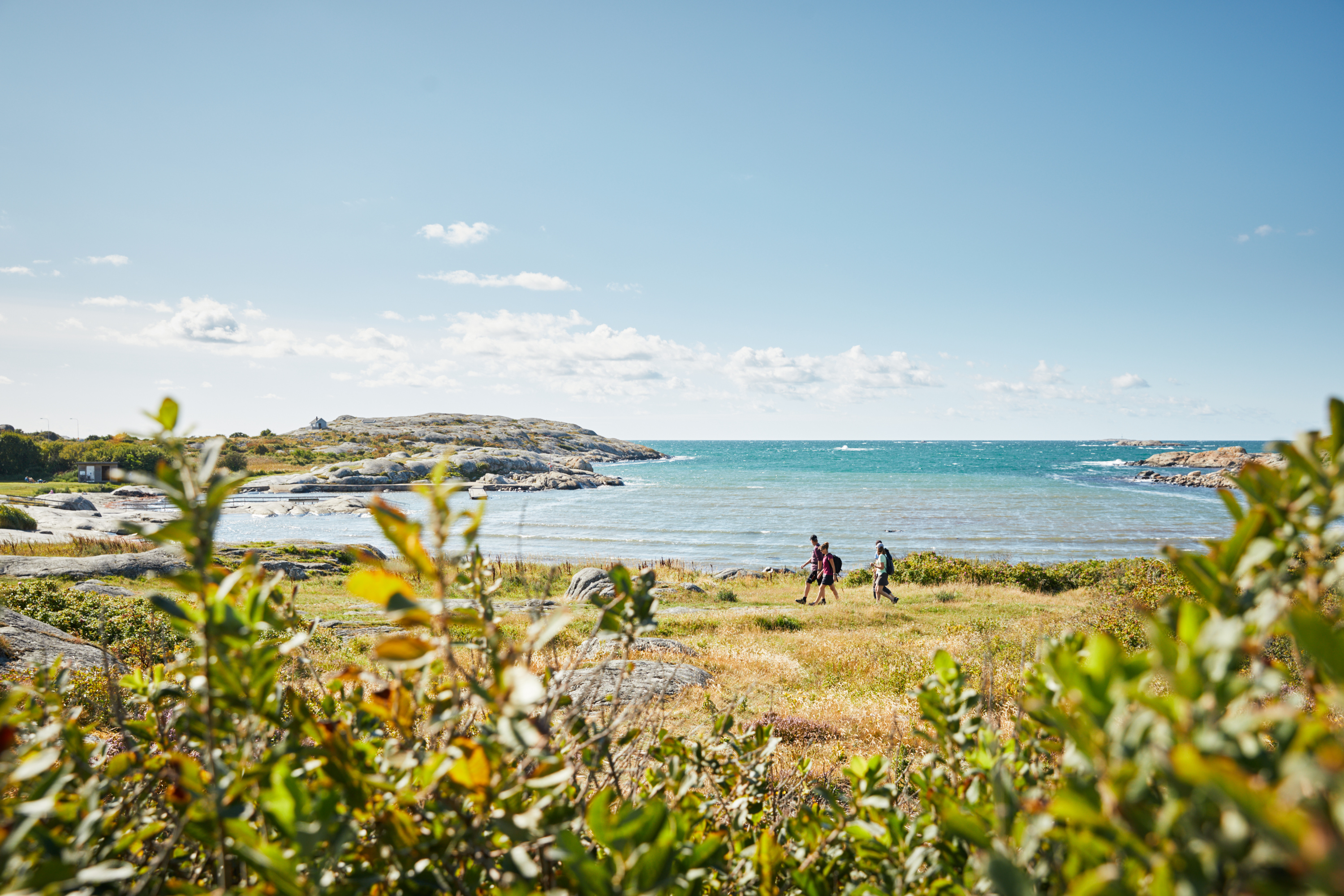 Hikers at Skärgårdsleden.
