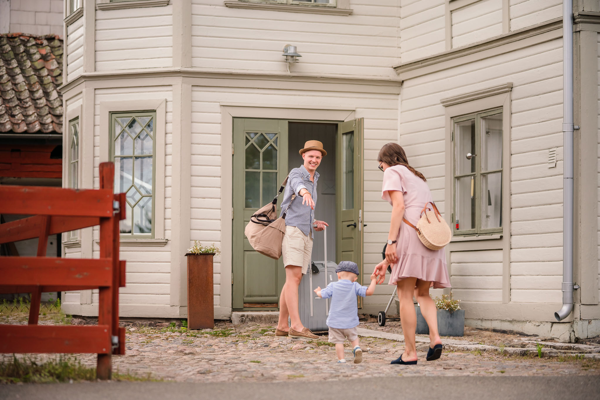 Family checking at an Airbnb. 