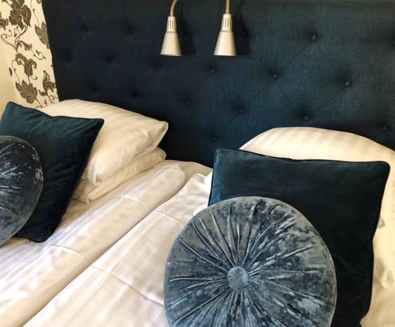 Double bed at Hotel Aqva in Mariestad. 