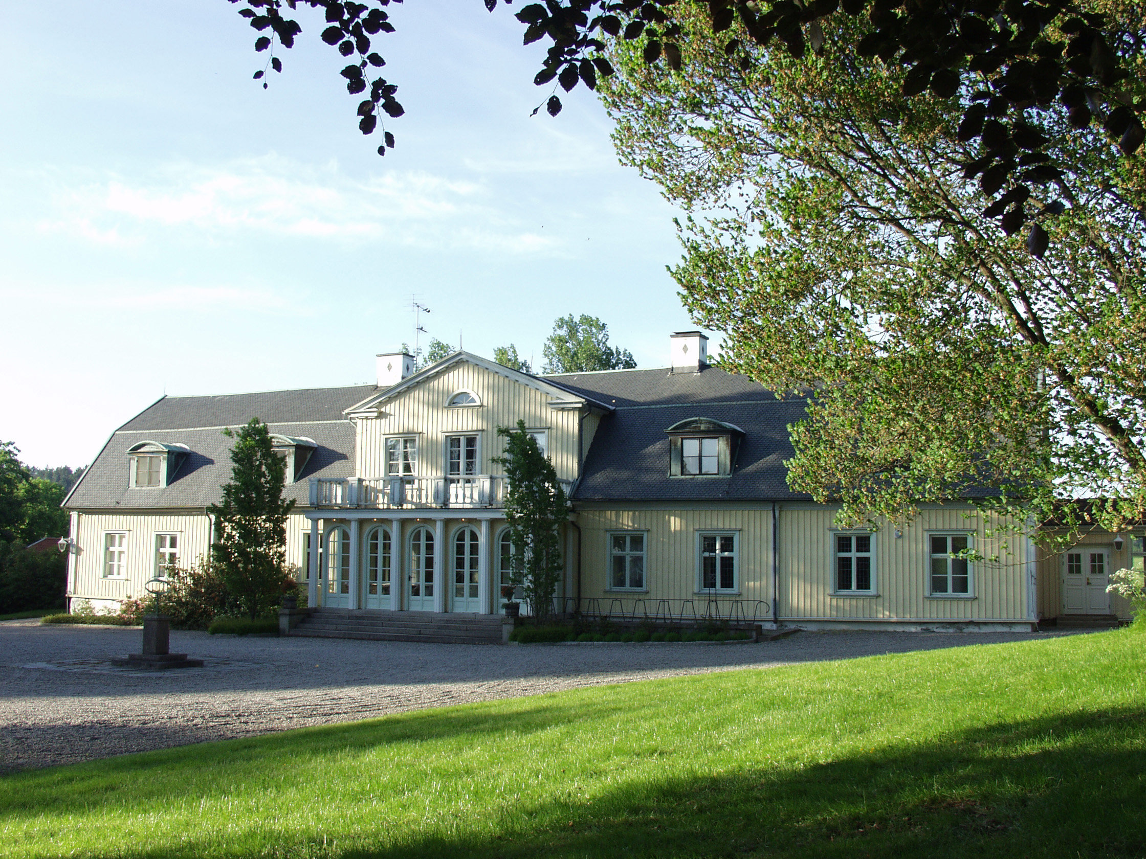 Photo of Munkedals Herrgård.