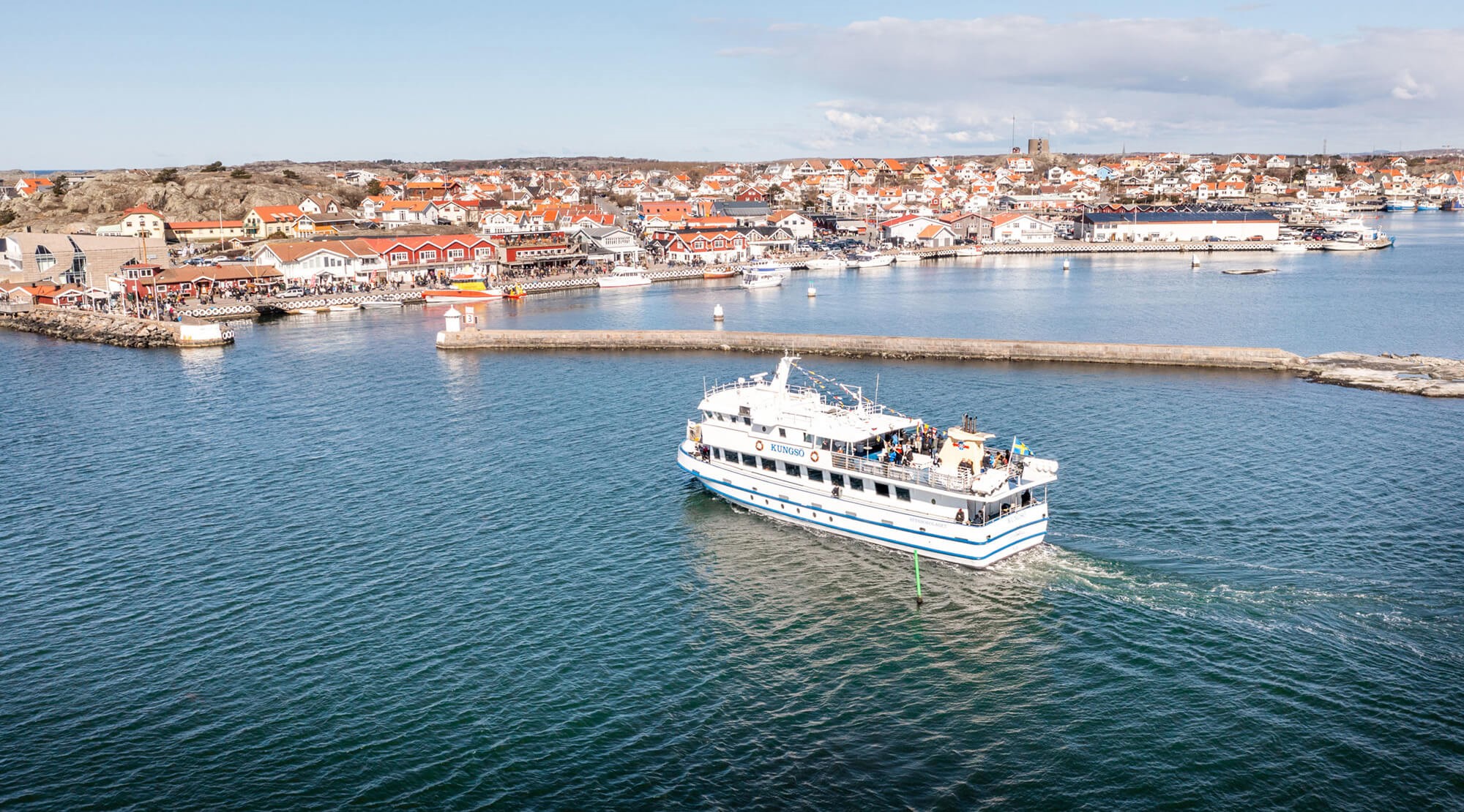 Kungsö till Hönö från stenpiren