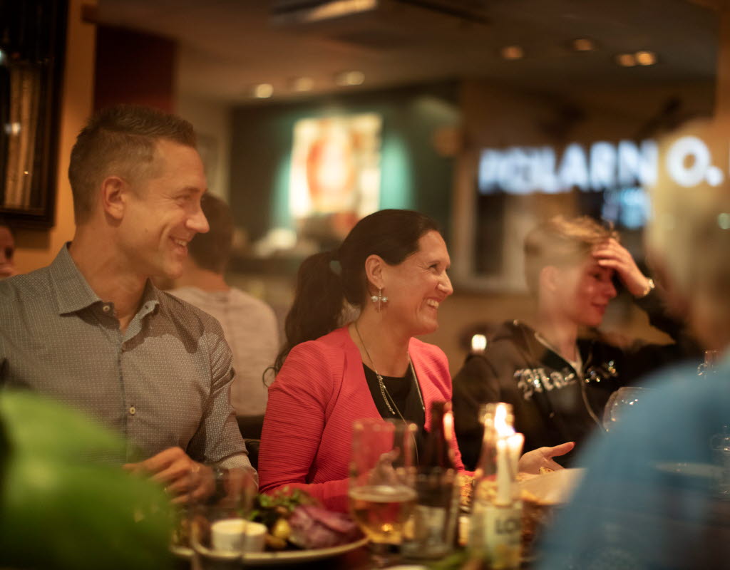 A family at a restaurant