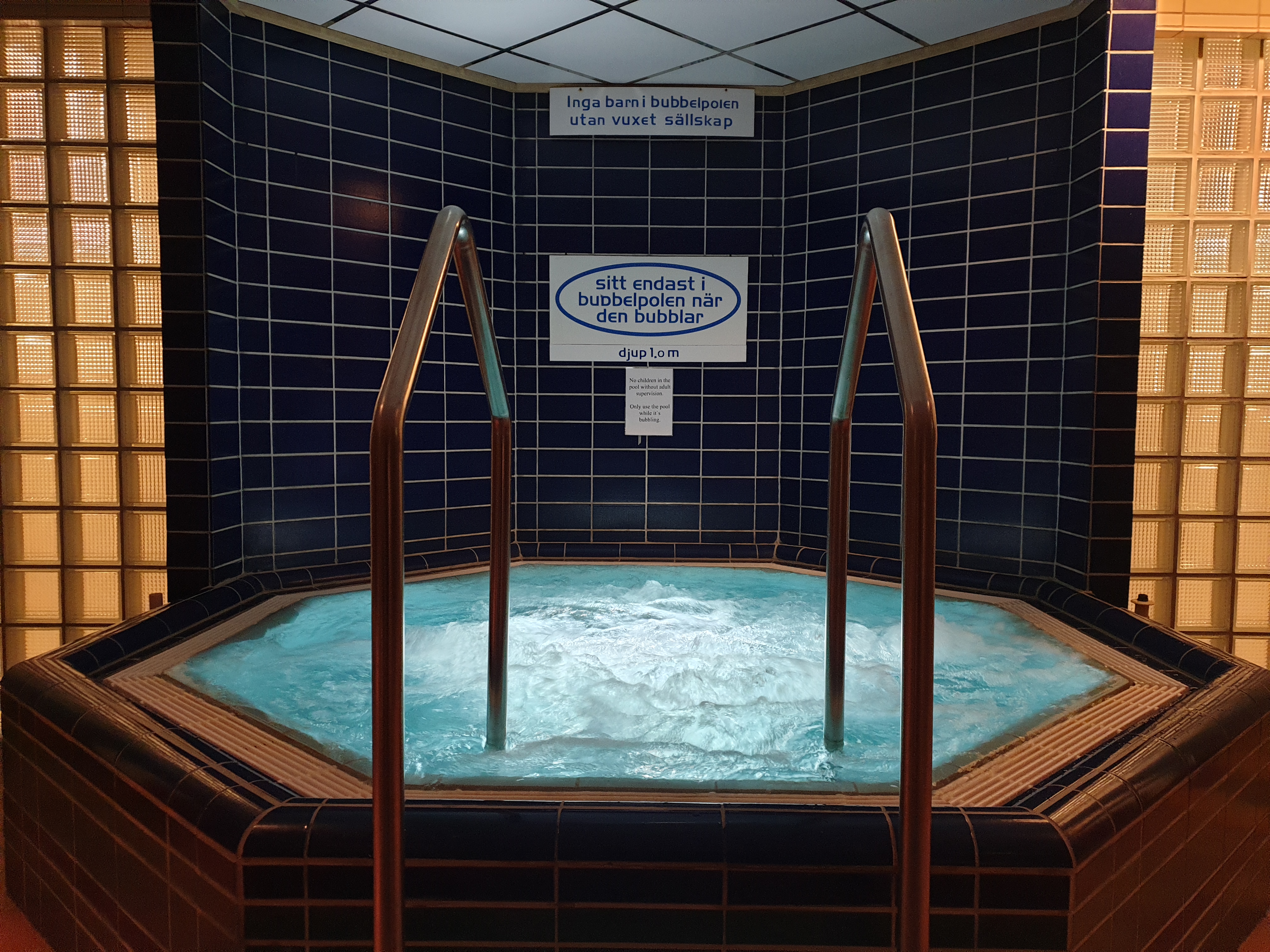 Whirlpool in aqualand