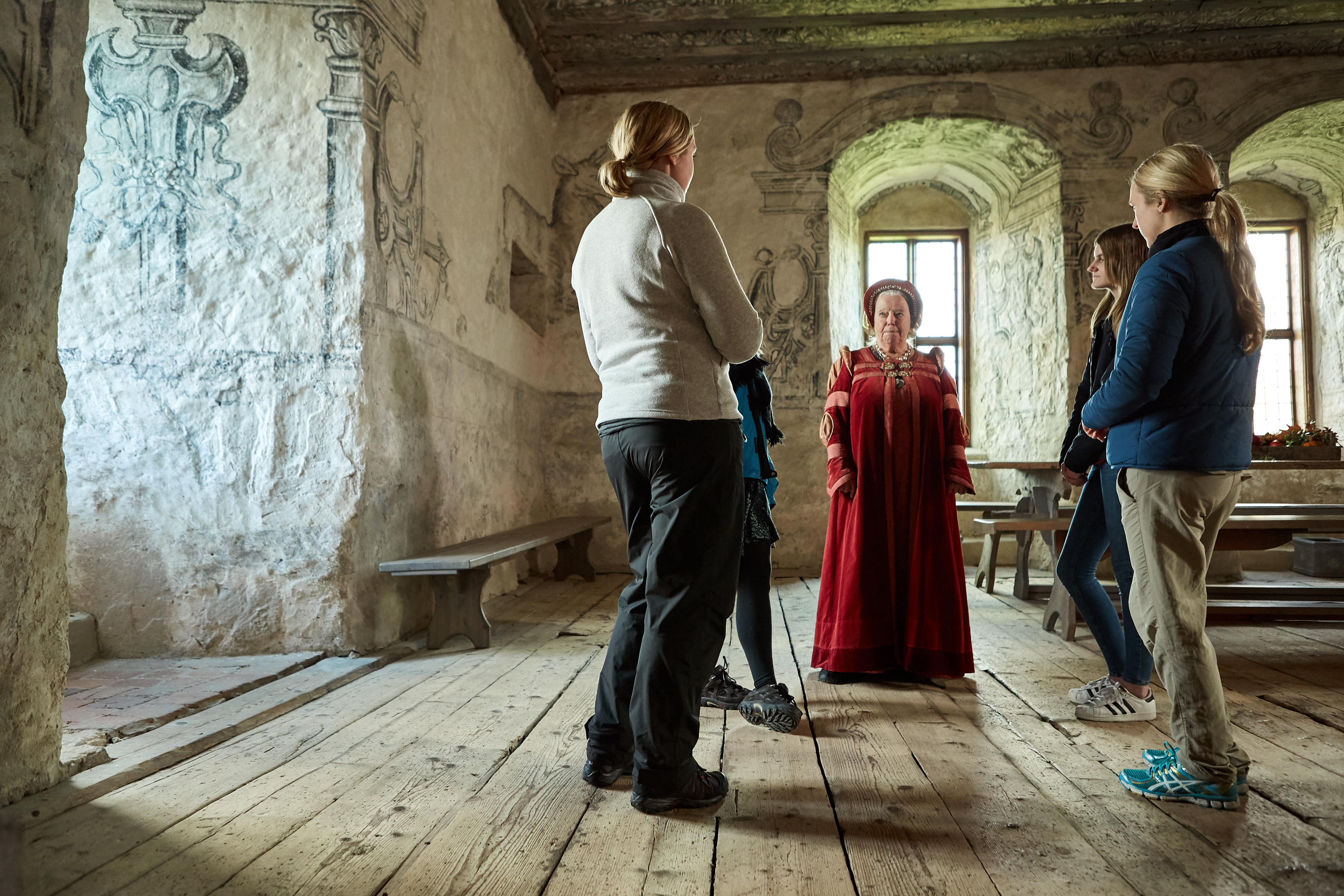 Guide speaks to people