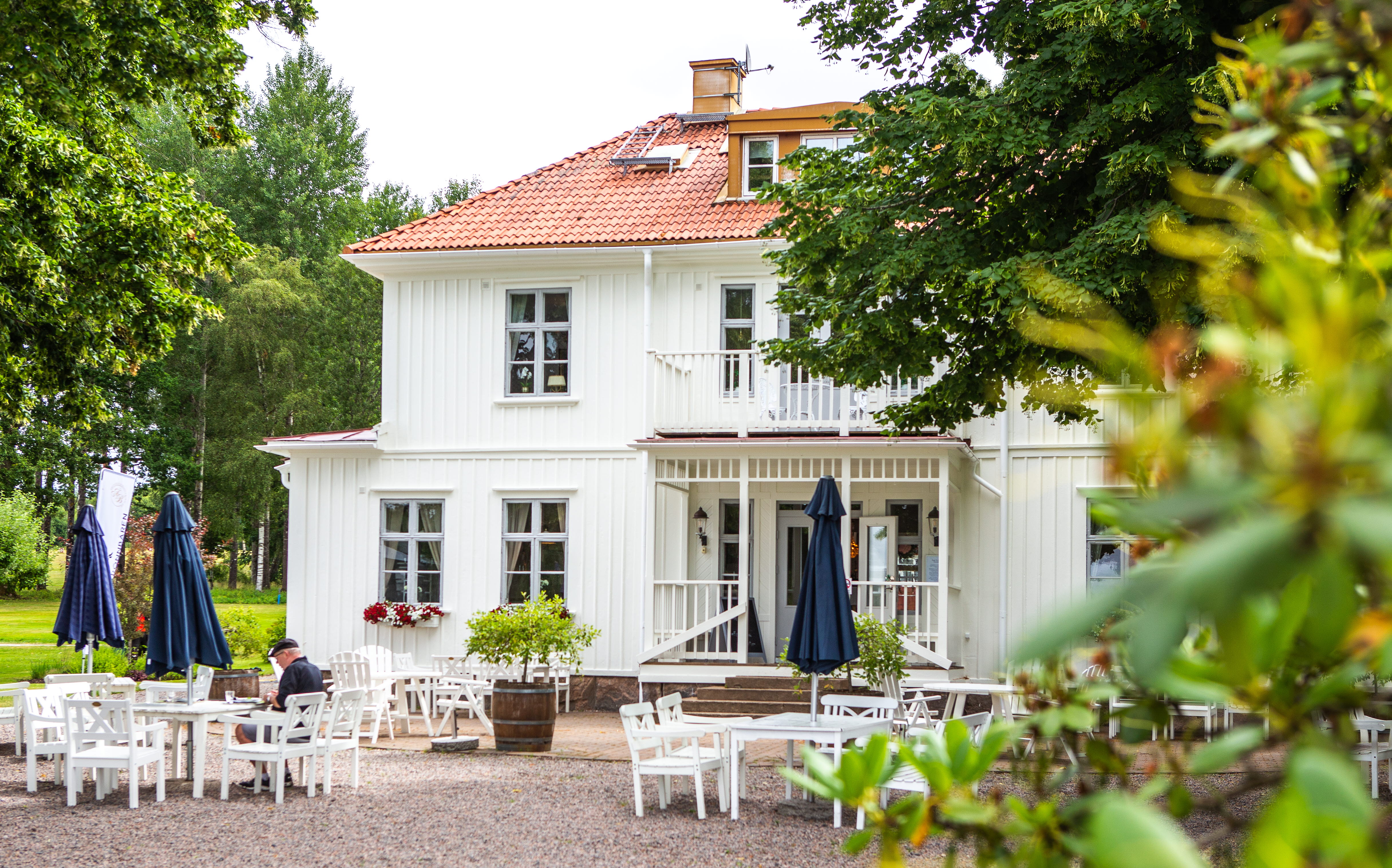 Åsundsholm during summer in sweden