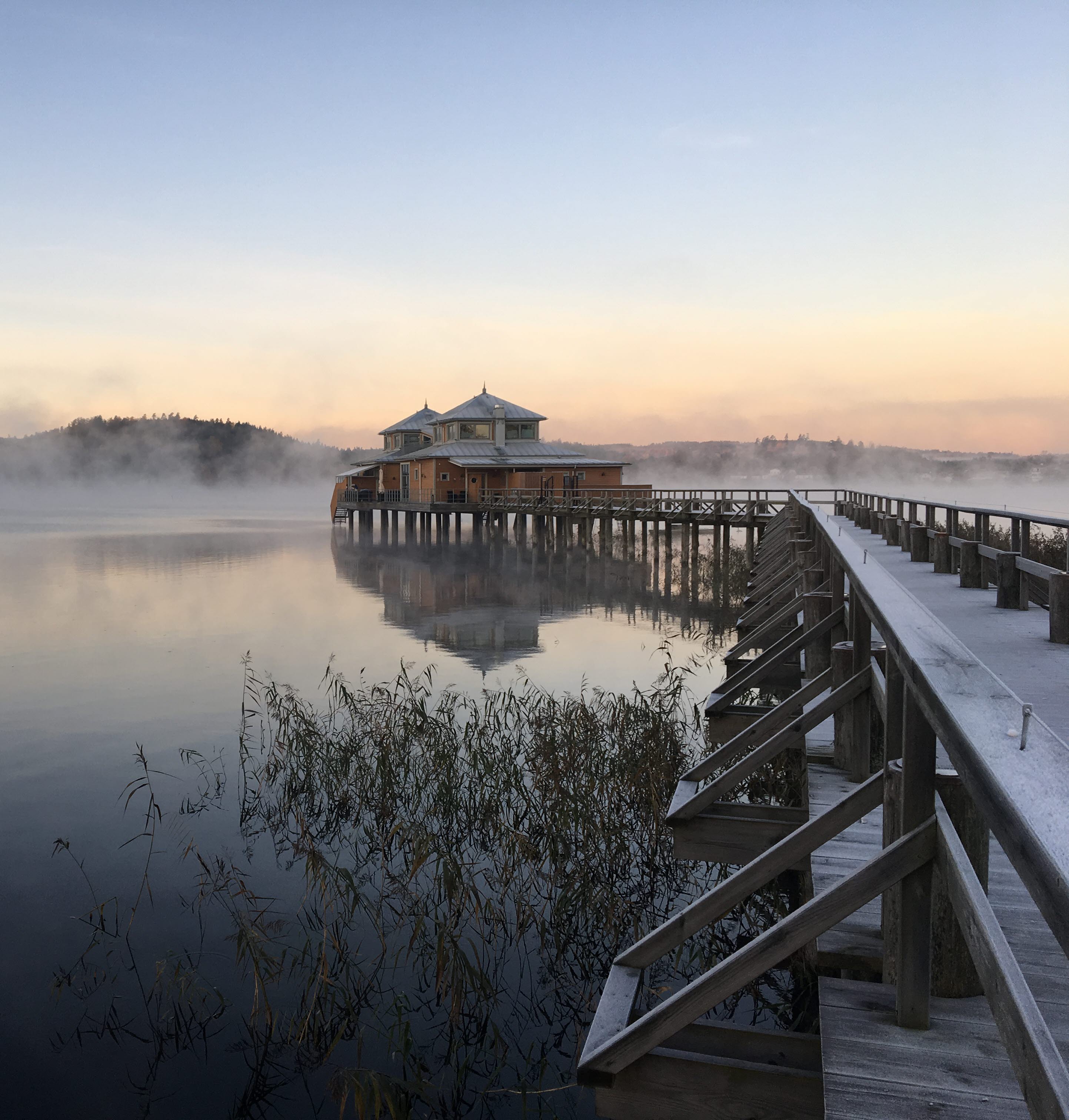 Ulricehamn cold bath house in lake åsunden on a frosty winter day